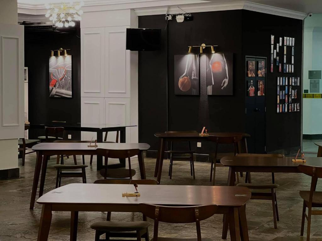 Stallions Suite Penang Jelutong Bagian luar foto