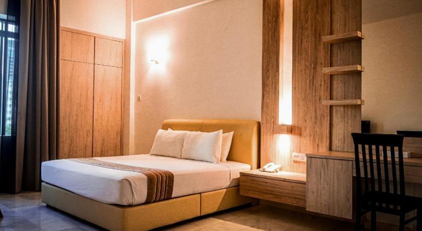 Stallions Suite Penang Jelutong Bagian luar foto