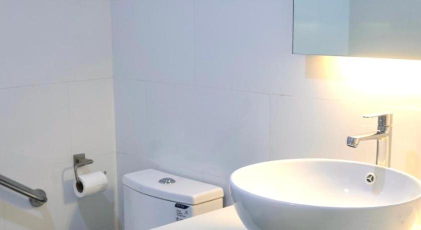 Stallions Suite Penang Jelutong Bagian luar foto