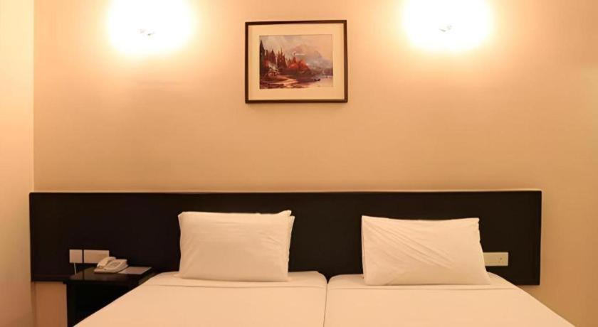Stallions Suite Penang Jelutong Bagian luar foto
