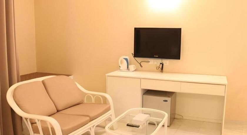 Stallions Suite Penang Jelutong Bagian luar foto